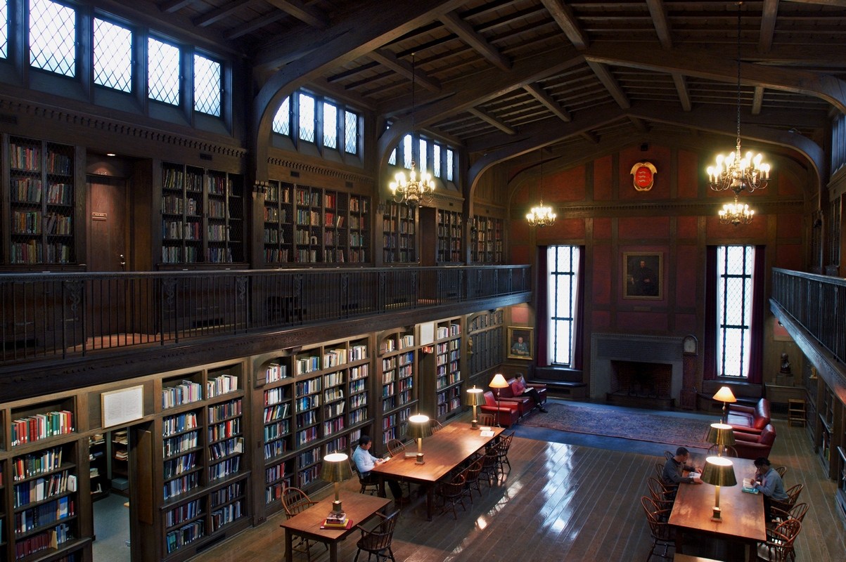 Медицинская библиотека сайты. Йельский университет США библиотека. Йельский университет библиотека. Библиотека Джон Хей. Исчезающая библиотека Йельского университета.