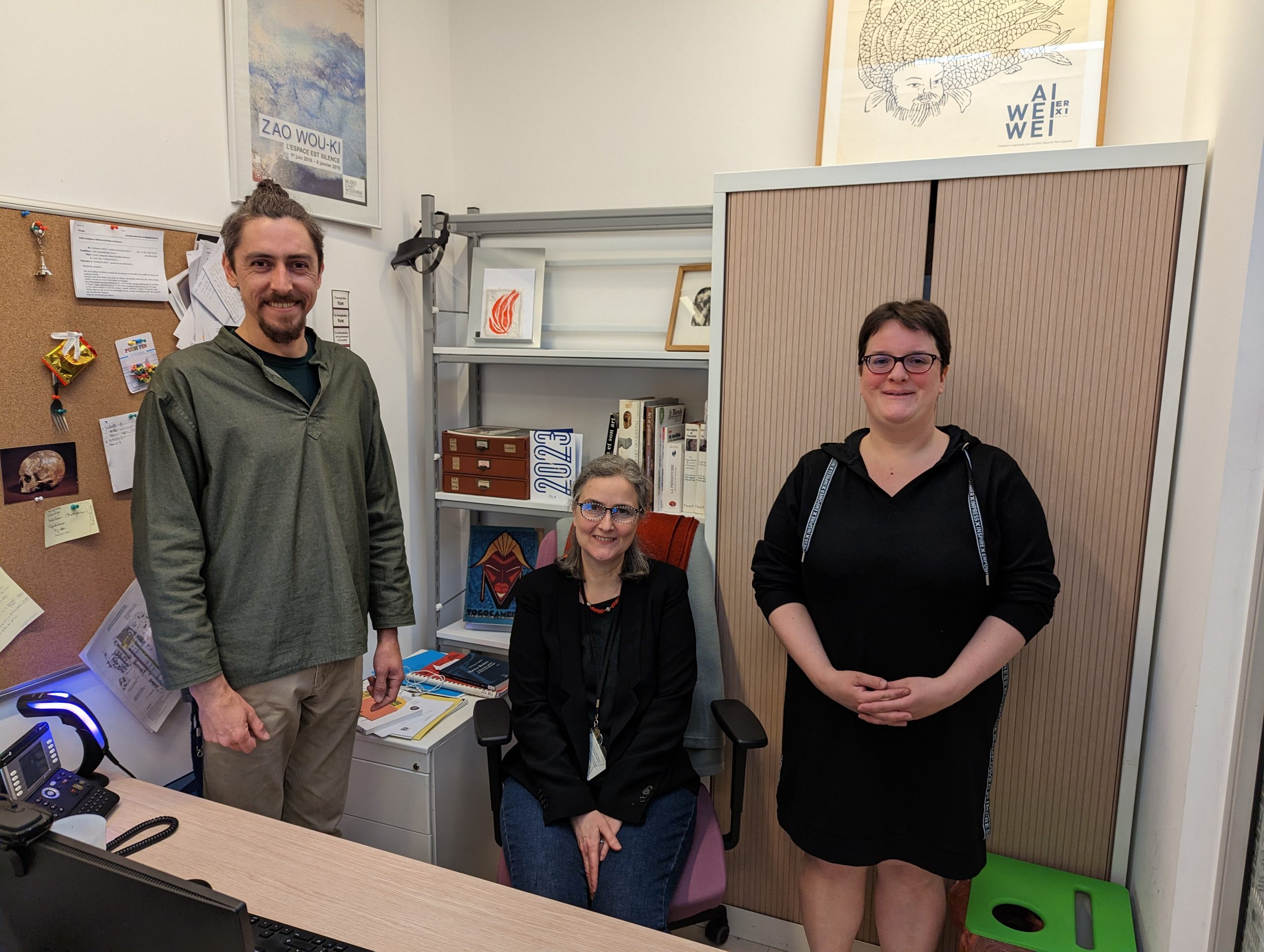 Staff of the Yvonne Oddon library pose for a group photo in the library